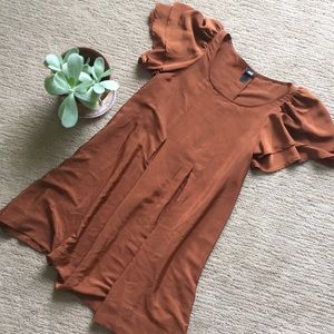 H&M silk dress. Ruffle sleeves